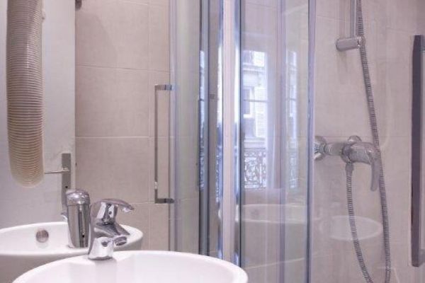 Hotel Le Compostelle Le Marais (Paris)